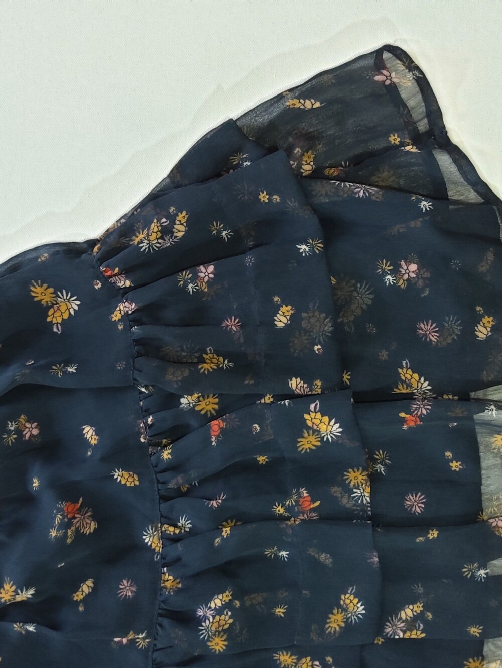 Free People Skirt Womens Small Black Gold Ditsy Floral Tiered Ruffle Hem Boho - Picture 6 of 6